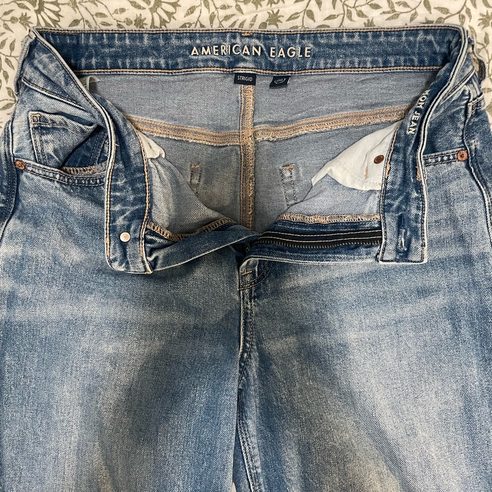 American Eagle Mom Jean